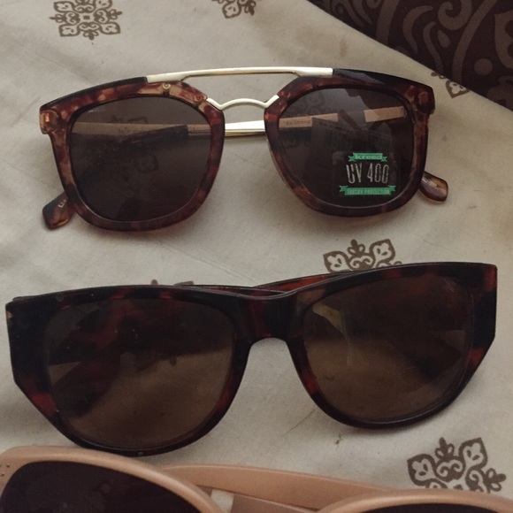 Sunglasses - Picture 1 of 3